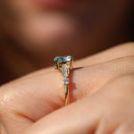 Load image into Gallery viewer, Viola Sky Blue Topaz Yüzük