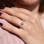 Load image into Gallery viewer, Viola Sky Blue Topaz Yüzük