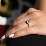 Load image into Gallery viewer, Camilla 5 Topaz Yüzük