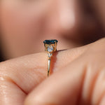 Load image into Gallery viewer, Morrigan London Blue Topaz Yüzük