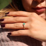 Load image into Gallery viewer, Kübra Zümrüt Yüzük