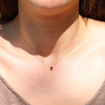 Load image into Gallery viewer, Poena 4mm Garnet Kolye