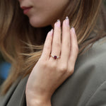 Load image into Gallery viewer, Hestia Grande Yakut Yüzük