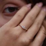 Load image into Gallery viewer, Sheela 30 Pırlanta Yüzük