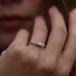 Load image into Gallery viewer, Mona 20 Pırlanta Yüzük