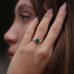 Load image into Gallery viewer, Aegle Zümrüt Yüzük