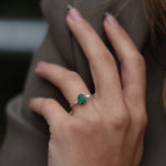 Load image into Gallery viewer, Aegle Zümrüt Yüzük