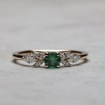 Load image into Gallery viewer, Eleni Zümrüt Yüzük