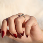 Load image into Gallery viewer, Tevazu Pırlanta Yüzük