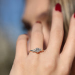 Load image into Gallery viewer, Magnifique 50 GIA Sertifikalı Pırlanta Yüzük