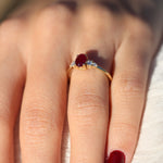 Load image into Gallery viewer, Hestia Grande Yakut Yüzük