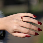 Load image into Gallery viewer, Hestia Grande Yakut Yüzük