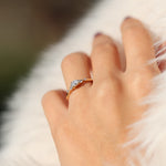 Load image into Gallery viewer, Mona 30 GIA Sertifikalı Pırlanta Yüzük