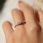 Load image into Gallery viewer, Mona 30 GIA Sertifikalı Pırlanta Yüzük