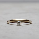 Load image into Gallery viewer, Acacia 15 Yuvarlak Pırlanta Yüzük