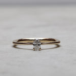 Load image into Gallery viewer, Amara 25 Oval Pırlanta Yüzük