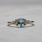 Load image into Gallery viewer, Eclat Sky Blue Topaz Yüzük