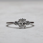 Load image into Gallery viewer, Hestia Grande 70 Pırlanta Yüzük