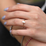 Load image into Gallery viewer, Amara 70 Oval Pırlanta Yüzük