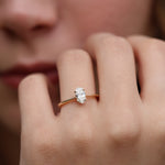 Load image into Gallery viewer, Amara 70 Oval Pırlanta Yüzük