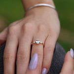 Load image into Gallery viewer, Aegle Beyaz Safir Yüzük