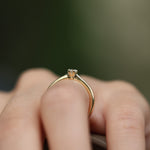 Load image into Gallery viewer, Acacia 15 Yuvarlak Pırlanta Yüzük