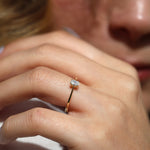 Load image into Gallery viewer, Amara 25 Oval Pırlanta Yüzük