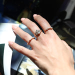 Load image into Gallery viewer, Buse 1 GIA Sertifikalı Pırlanta Yüzük