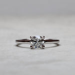 Load image into Gallery viewer, Abigail 90 GIA Sertifikalı Pırlanta Yüzük