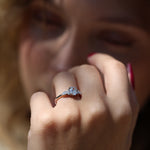 Load image into Gallery viewer, Eclat 70 GIA Sertifikalı Pırlanta Yüzük