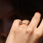 Load image into Gallery viewer, Abigail 70 Yuvarlak Pırlanta Yüzük