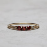 Load image into Gallery viewer, Carnea Garnet Yüzük