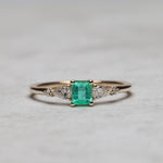 Load image into Gallery viewer, Kübra Zümrüt Yüzük