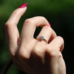 Load image into Gallery viewer, Abigail 50 Yuvarlak Pırlanta Yüzük