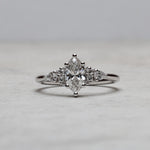 Load image into Gallery viewer, Aldora 70 GIA Sertifikalı Pırlanta Yüzük