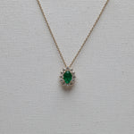 Load image into Gallery viewer, Niobe 4 Zümrüt Kolye