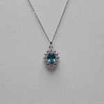 Load image into Gallery viewer, Niobe 5 Topaz Kolye