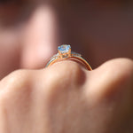 Load image into Gallery viewer, Marjorie Sky Blue Topaz Yüzük