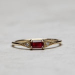 Load image into Gallery viewer, Marciana Yakut Yüzük