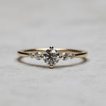 Load image into Gallery viewer, Fleur de Lys GIA Sertifikalı Pırlanta Yüzük