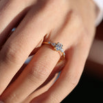 Load image into Gallery viewer, Angelia 50 Pırlanta Yüzük