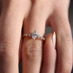 Load image into Gallery viewer, Carlin Pırlanta Yüzük