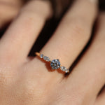 Load image into Gallery viewer, Dia 50 Pırlanta Yüzük