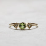 Load image into Gallery viewer, Livia Peridot Yüzük