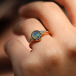 Load image into Gallery viewer, Gwendolen Opal Doublet Yüzük #527