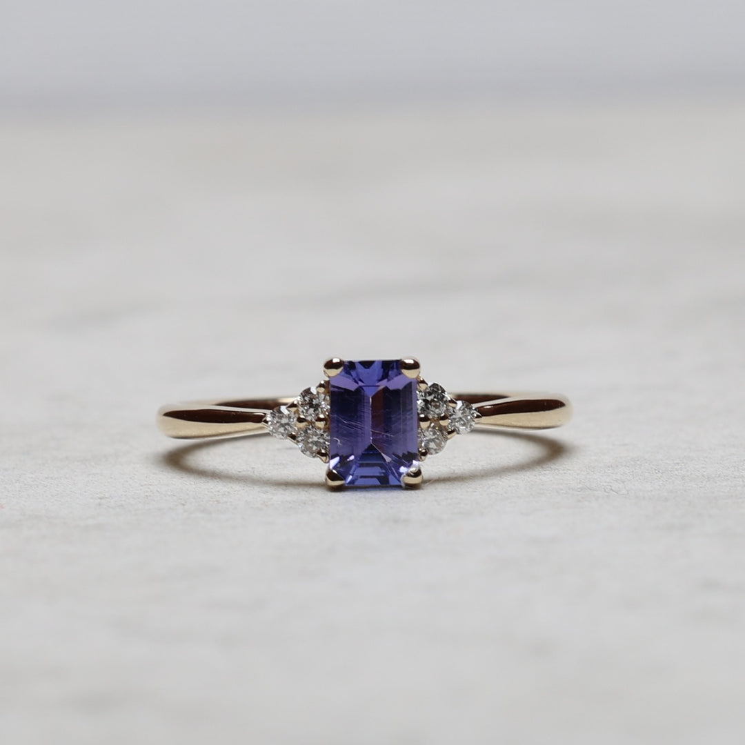 Eos Tanzanite Yüzük