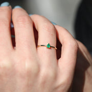 Nana Zümrüt Yüzük 4X3mm