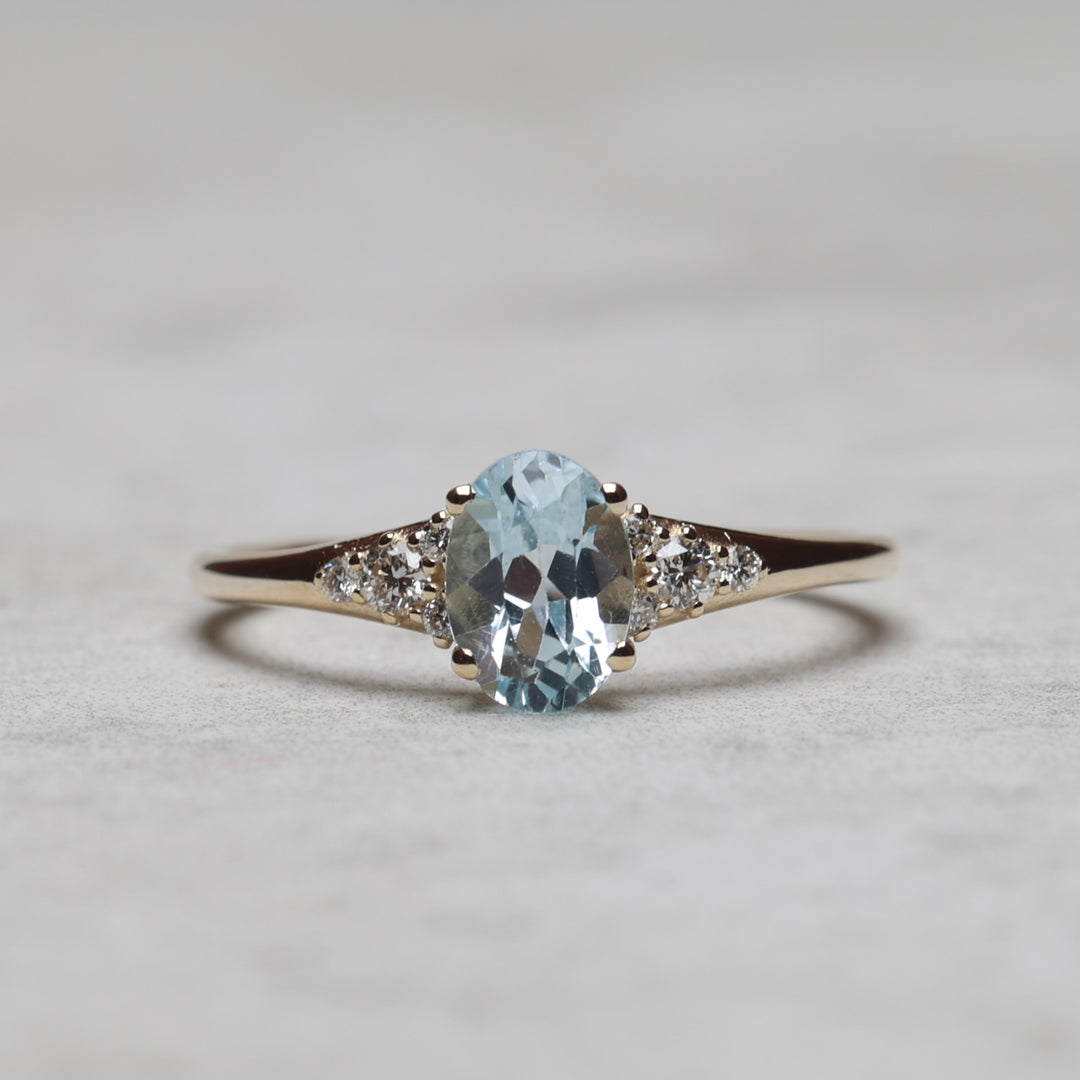 Marjorie Sky Blue Topaz Yüzük