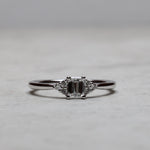 Load image into Gallery viewer, Eos 30 GIA Sertifikalı Pırlanta Yüzük