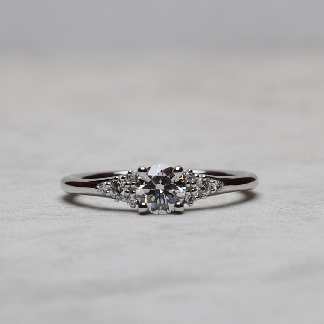 Lyra 50 GIA Sertifikalı Pırlanta Yüzük